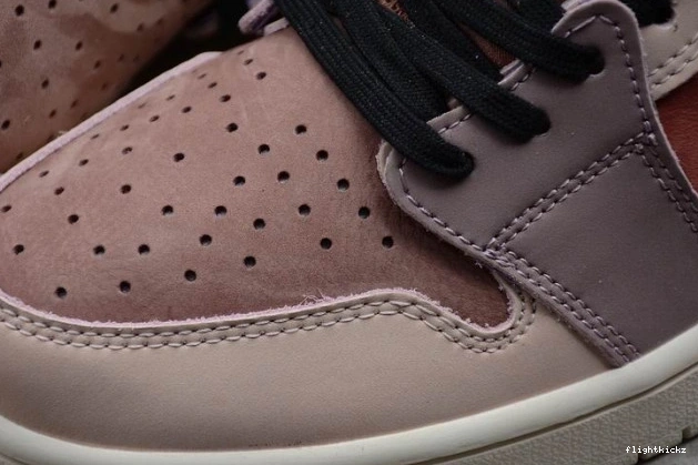 Canyon CMFT Rust Air High (W) Zoom CT0979-602 1 Jordan 0820